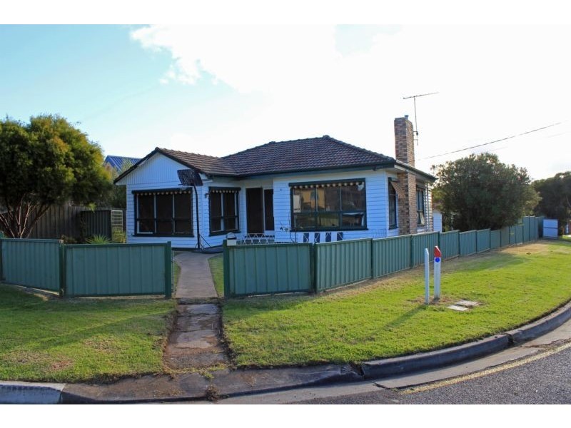 14 Parkside Crescent, Torquay VIC 3228