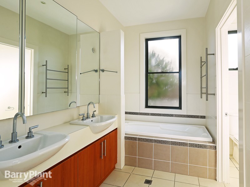 131 The Esplanade, Torquay VIC 3228