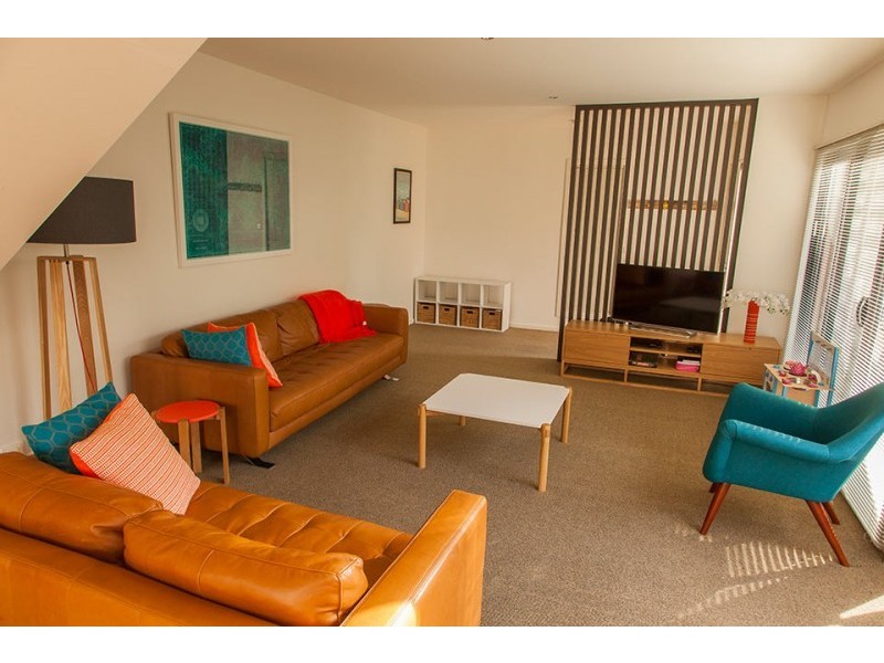 2/23-25 Boston Road, Torquay VIC 3228