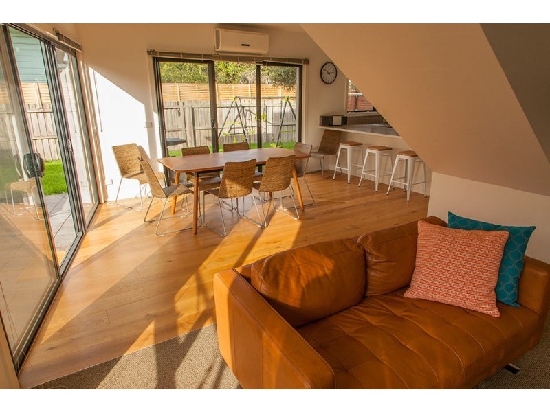 2/23-25 Boston Road, Torquay VIC 3228