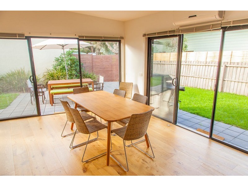 2/23-25 Boston Road, Torquay VIC 3228