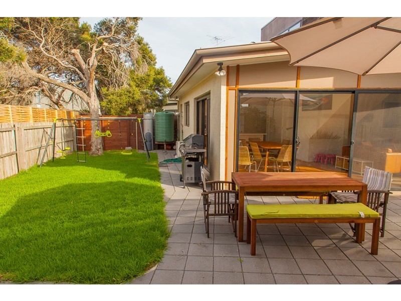 2/23-25 Boston Road, Torquay VIC 3228