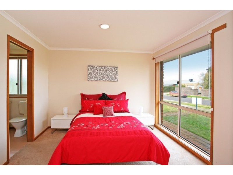 13 Golden Beach Way, Torquay VIC 3228