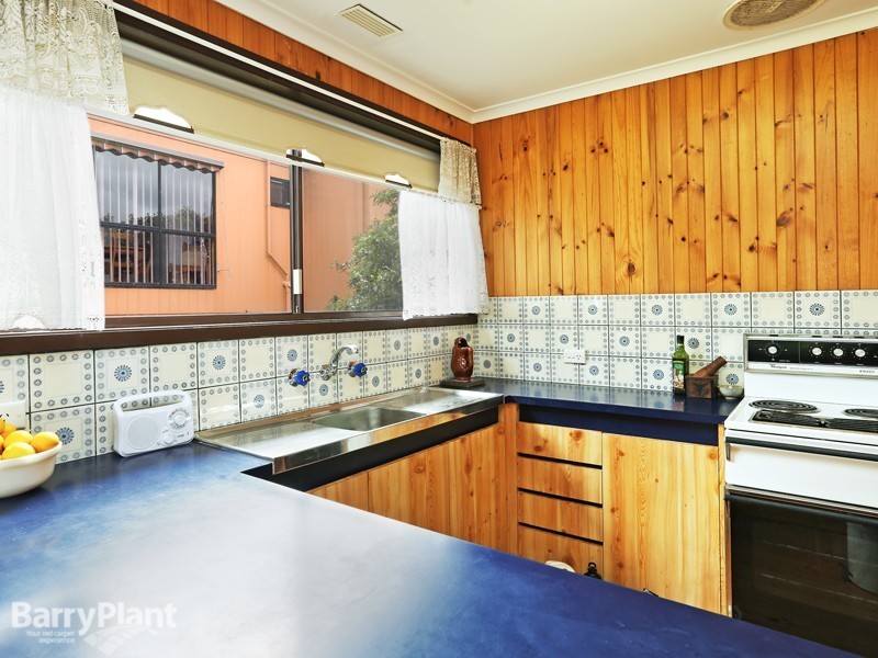 17 Inveray Ave, Jan Juc VIC 3228