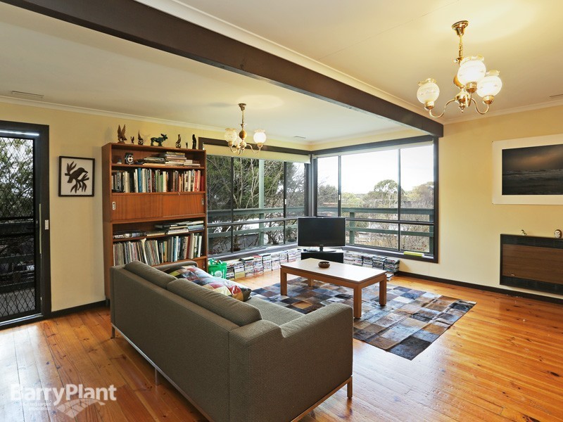 17 Inveray Ave, Jan Juc VIC 3228