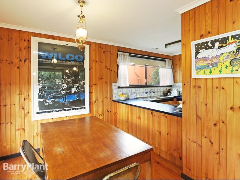 17 Inveray Ave, Jan Juc VIC 3228