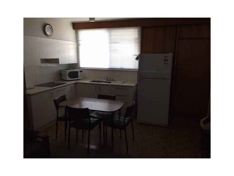 10/1 The Esplanade, Torquay VIC 3228