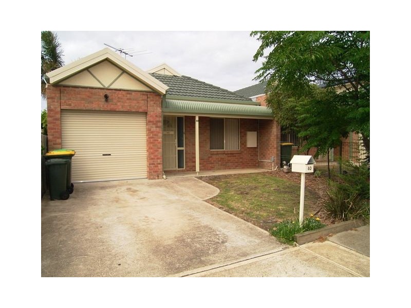 40 Loch Ard Drive, Torquay VIC 3228