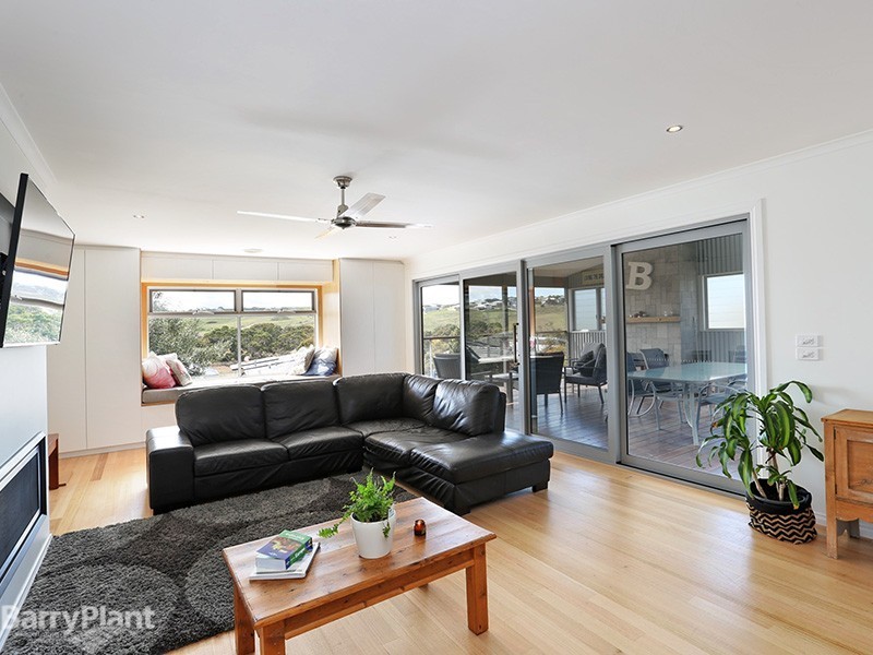 16 Danawa Drive, Torquay VIC 3228
