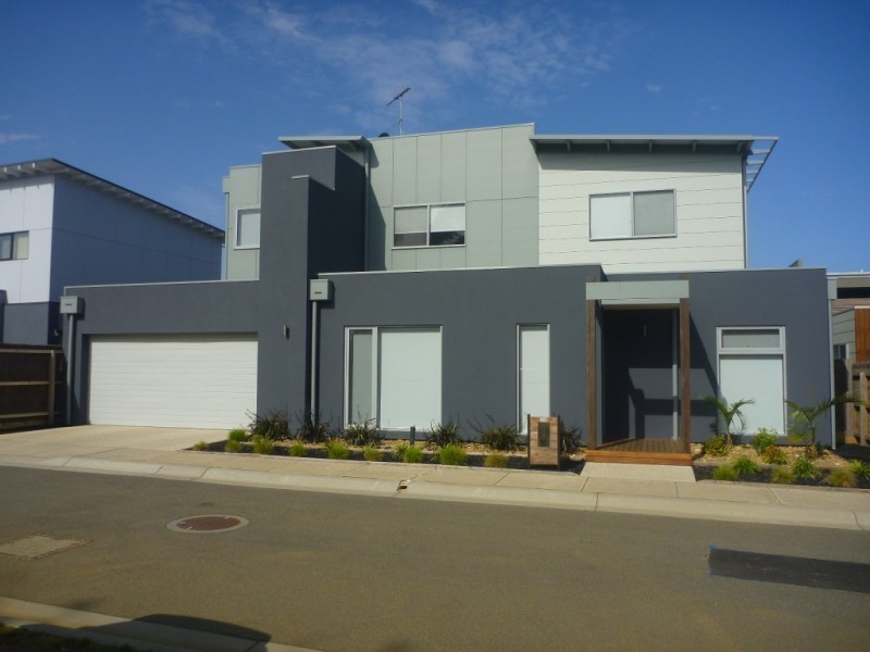 19 Bayview Terrace, Torquay VIC 3228