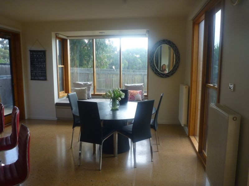 12 Centre Court, Torquay VIC 3228