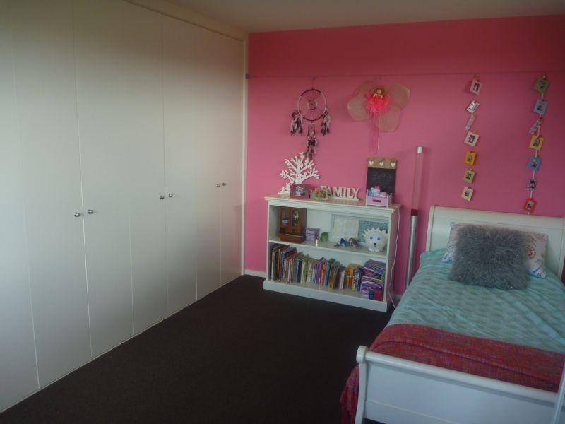 12 Centre Court, Torquay VIC 3228