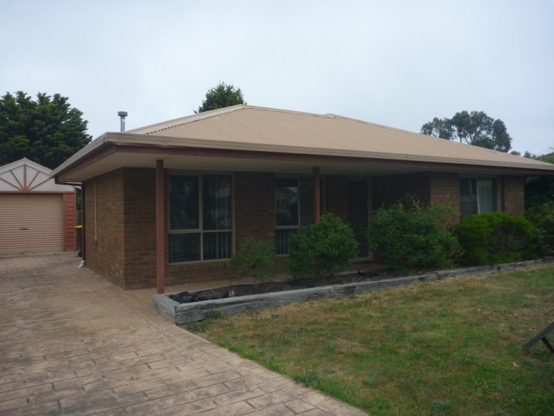 10 Loch Ard Drive, Torquay VIC 3228