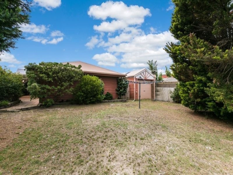 10 Loch Ard Drive, Torquay VIC 3228