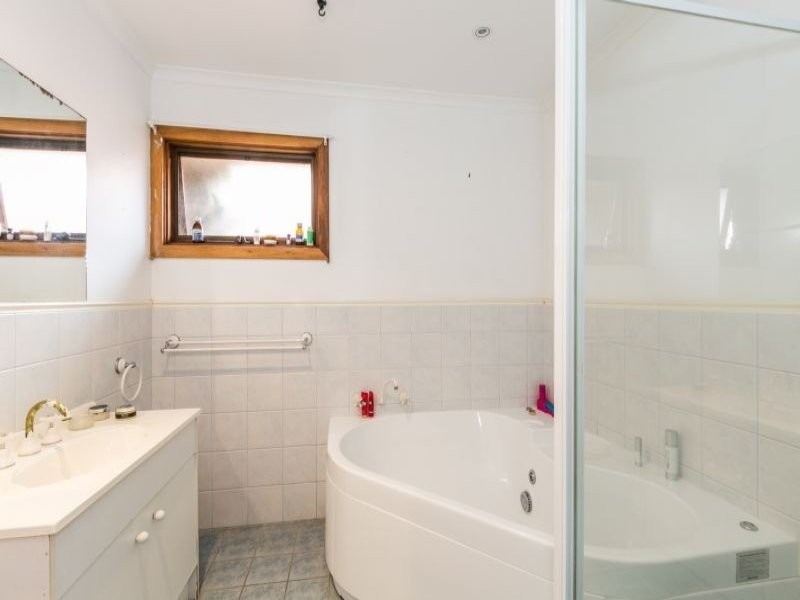 10 Loch Ard Drive, Torquay VIC 3228