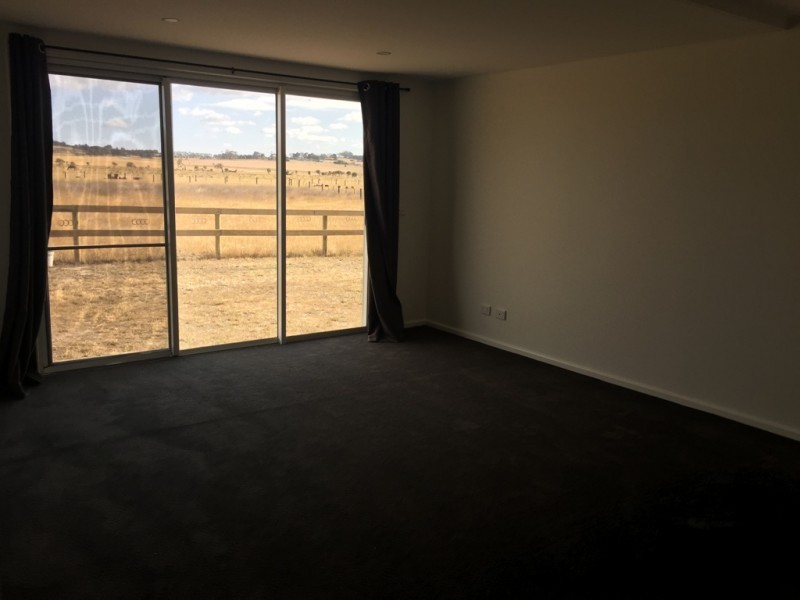 Cnr Dickens and Williams Road, Mount Duneed VIC 3216