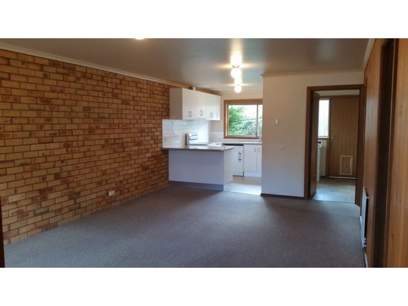 3/8 Geelong Road, Torquay VIC 3228