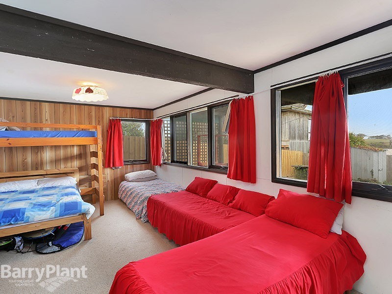 16 Sandwich Avenue, Jan Juc VIC 3228