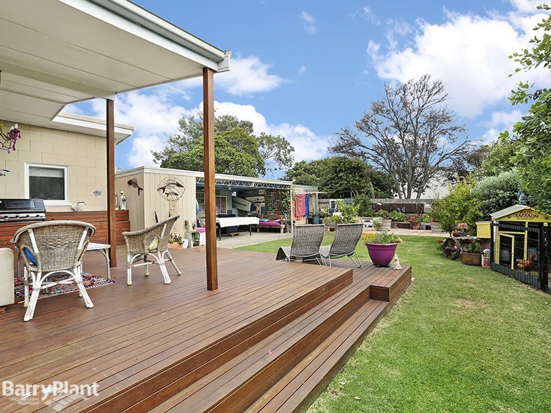 64 Darian Road, Torquay VIC 3228