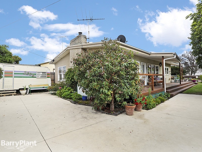 64 Darian Road, Torquay VIC 3228