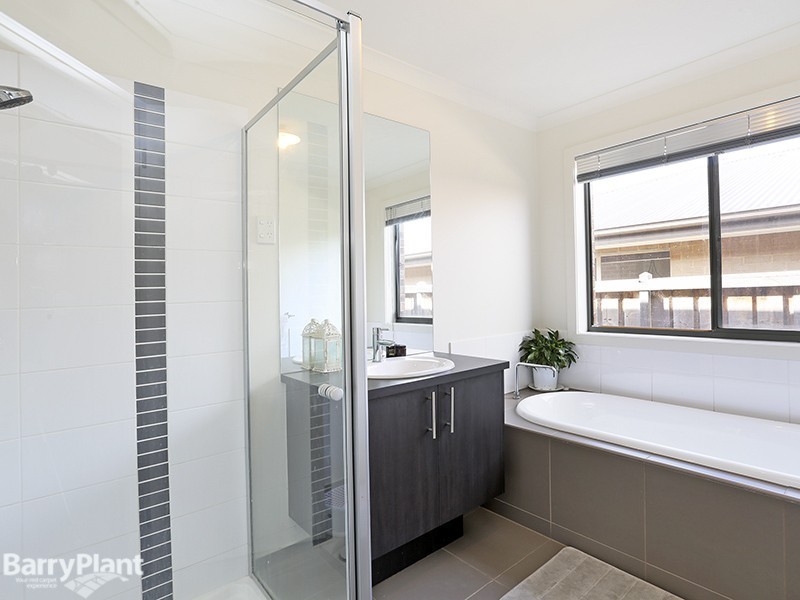 10 Rincon Crescent, Torquay VIC 3228