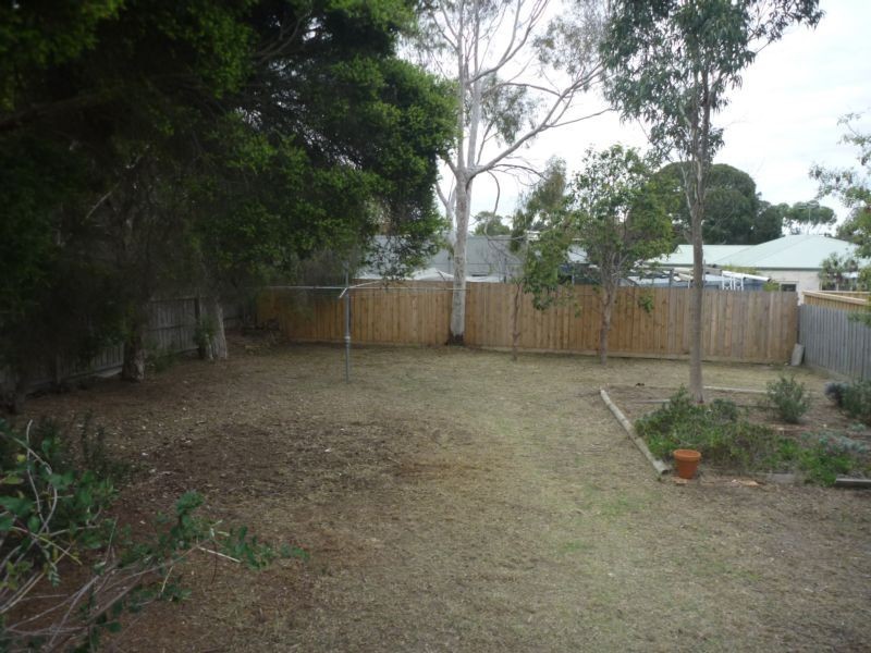 54 Grandview Rd, Torquay VIC 3228