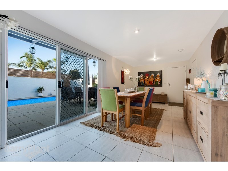 2/2 Golden Beach Way, Torquay VIC 3228