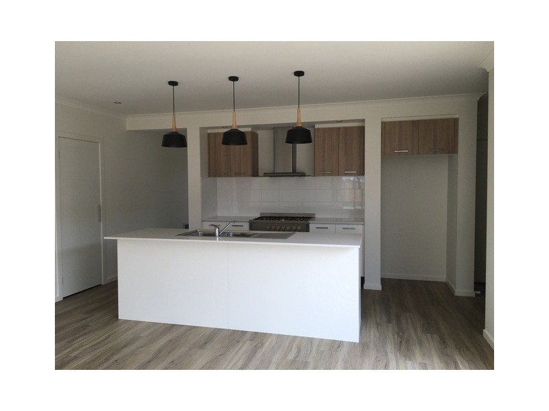 33 Mirri Drive, Torquay VIC 3228