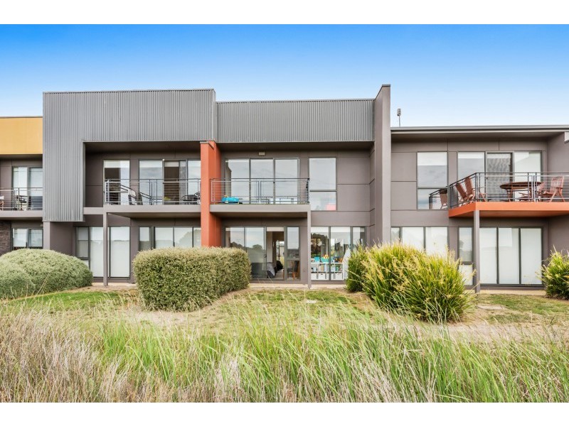 12 Shore Place, Torquay VIC 3228