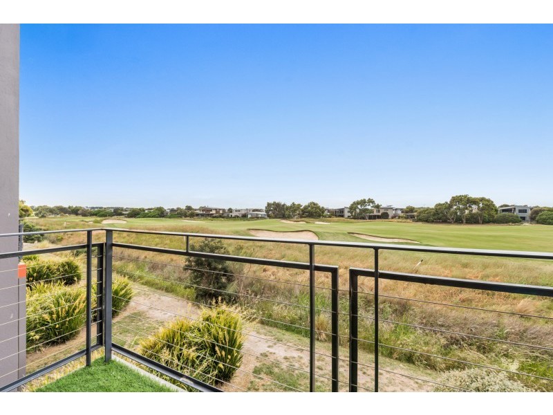 12 Shore Place, Torquay VIC 3228