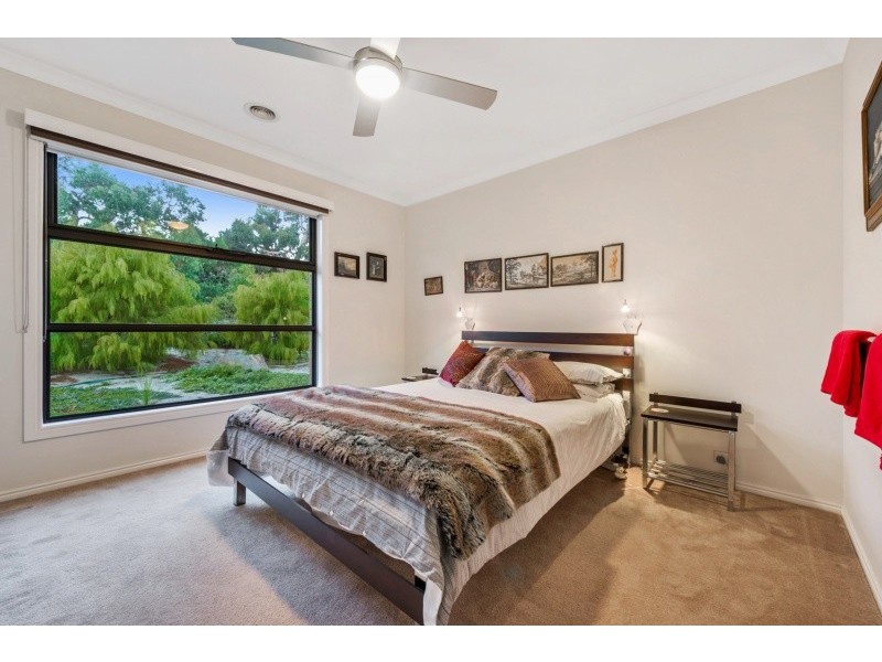 147 Coombes Road, Torquay VIC 3228