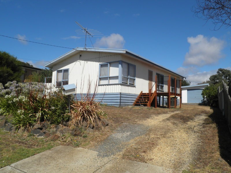 8 East View Terrace, Jan Juc VIC 3228