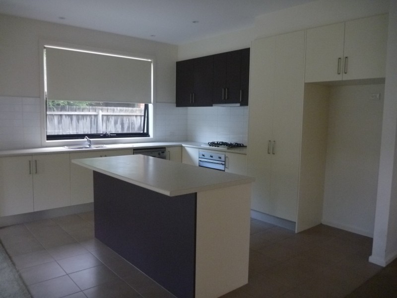 1/16 Hoylake Ave, Jan Juc VIC 3228