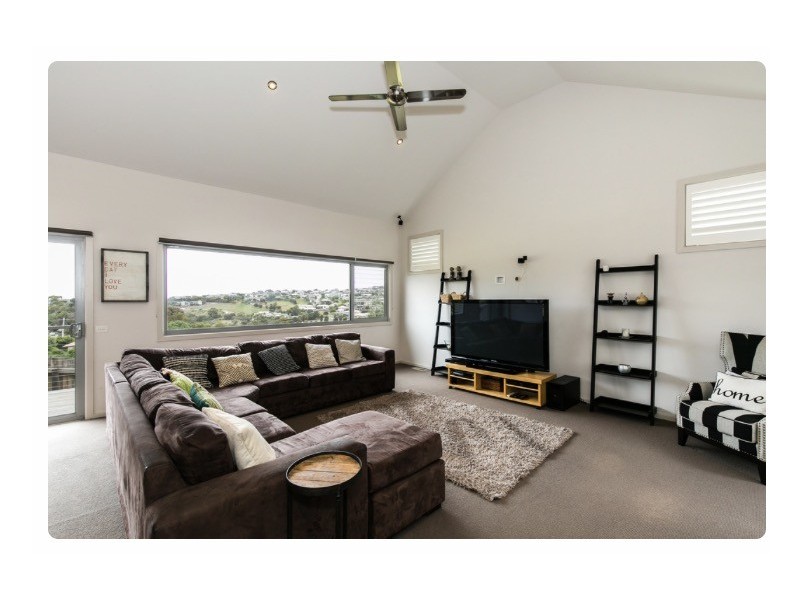 69 Alleyne Avenue, Torquay VIC 3228