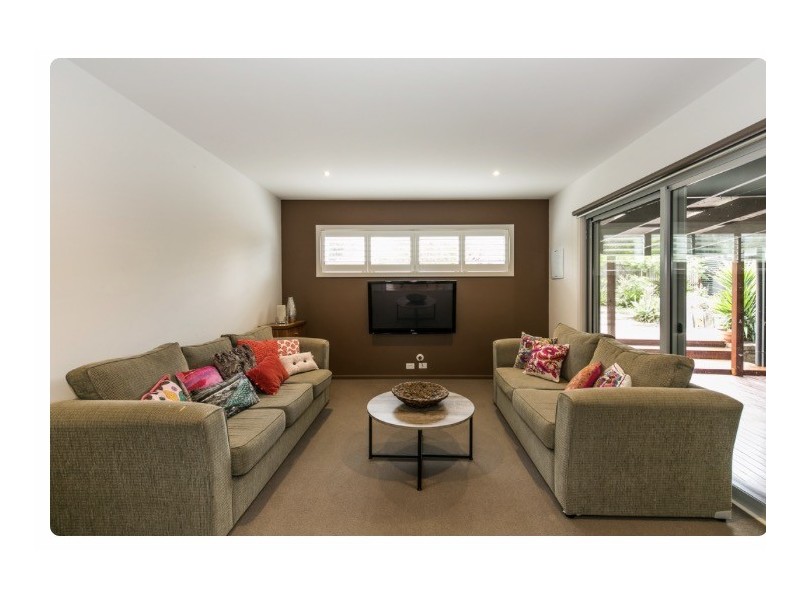 69 Alleyne Avenue, Torquay VIC 3228