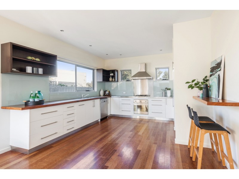 6 Bulli Court, Torquay VIC 3228