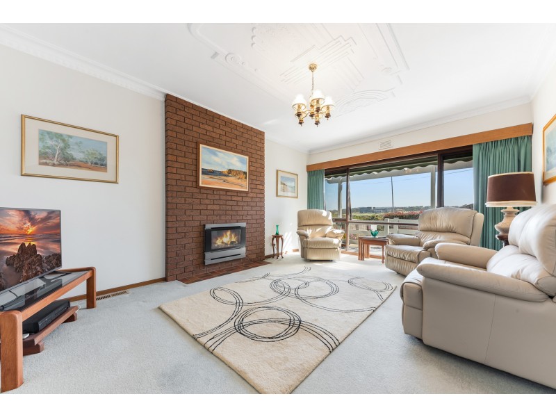 14 Geelong Road, Torquay VIC 3228