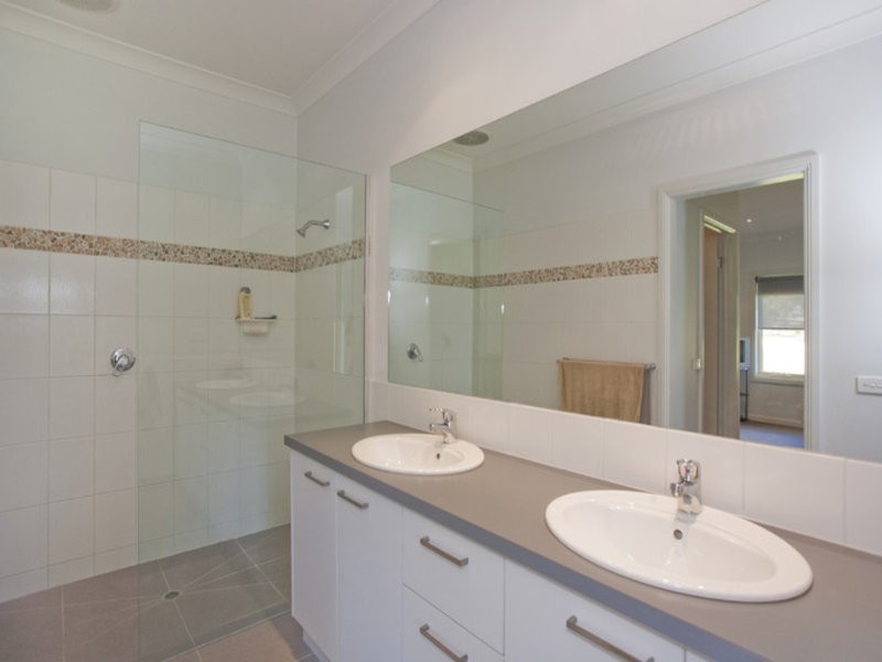 243 Messmate Road, Torquay VIC 3228