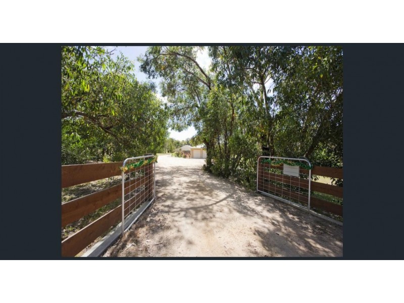 243 Messmate Road, Torquay VIC 3228