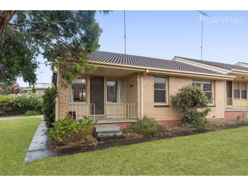 1/10-12 Geelong Road, Torquay VIC 3228