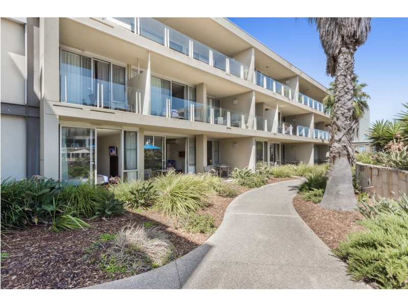157-159/100 The Esplanade, Torquay VIC 3228