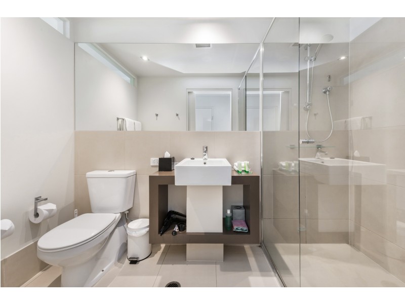 157-159/100 The Esplanade, Torquay VIC 3228