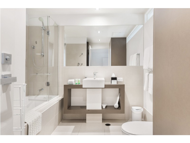 157-159/100 The Esplanade, Torquay VIC 3228