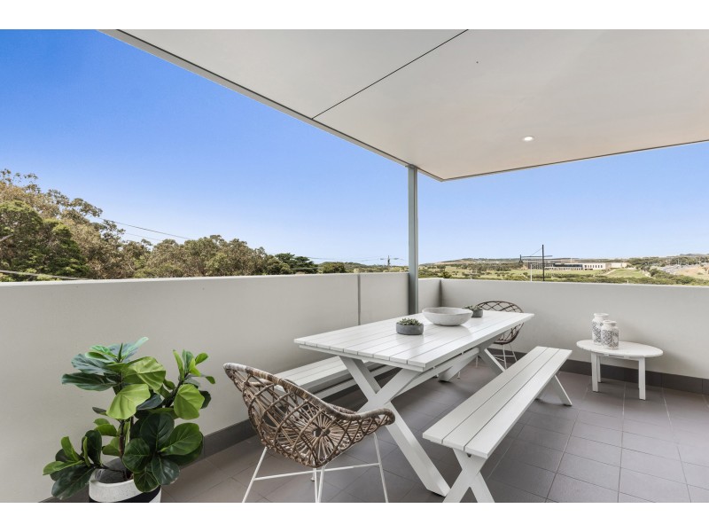 6/42 Bell Street, Torquay VIC 3228