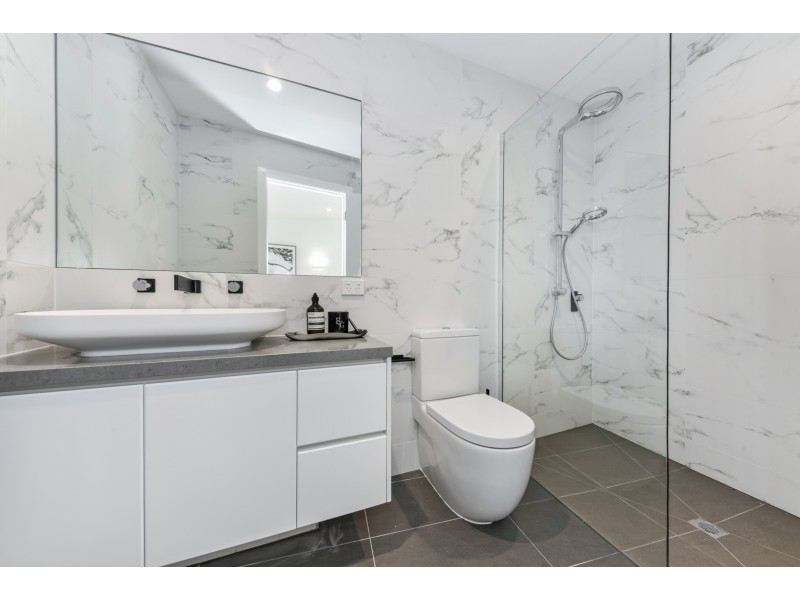 9/42 Bell Street, Torquay VIC 3228