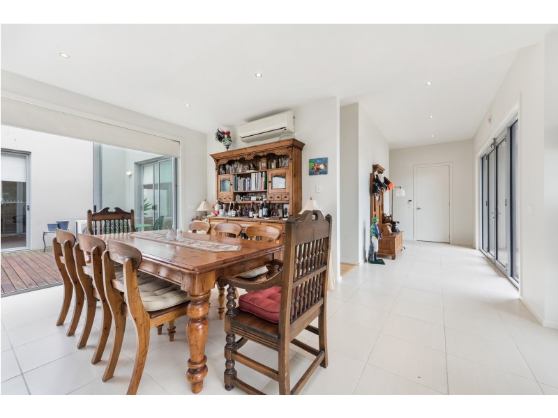 4 Fathom Drive, Torquay VIC 3228