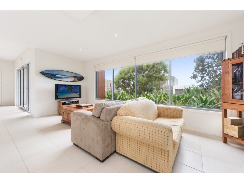 4 Fathom Drive, Torquay VIC 3228