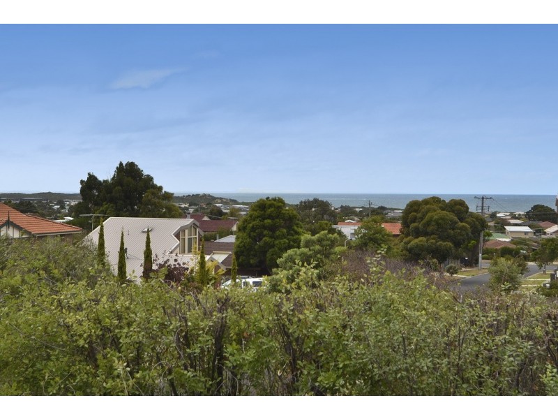 17 Foam Court, Torquay VIC 3228