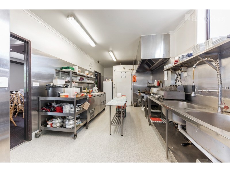 45 Surf Coast Highway, Torquay VIC 3228