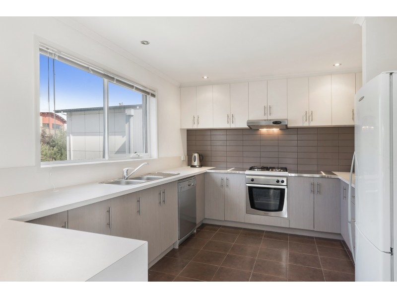 19 Springbank Circuit, Torquay VIC 3228